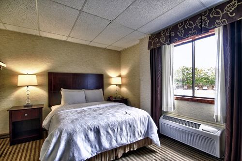 Hotel Christopher And *